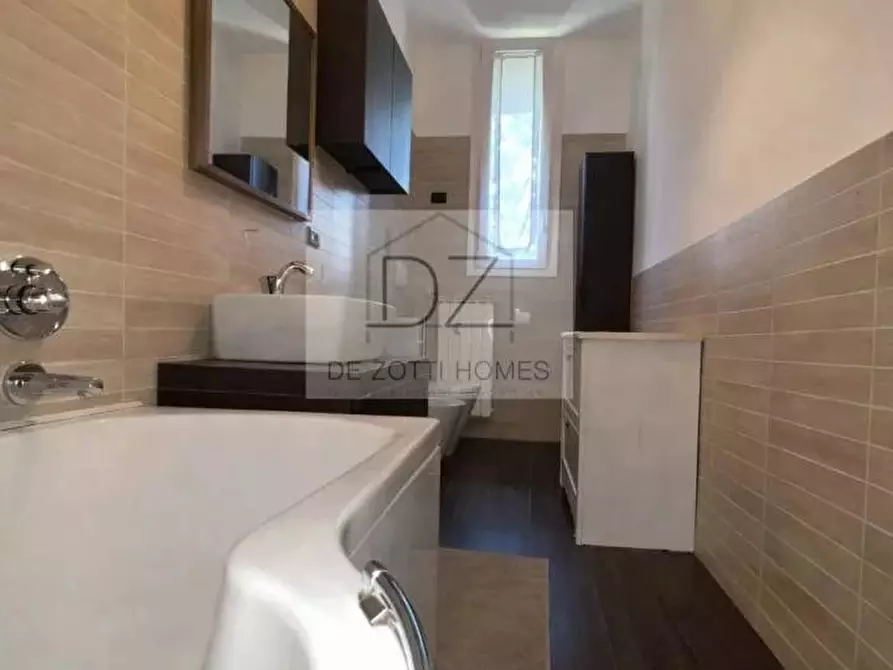Immagine 14 di Casa trifamiliare in affitto  in Via Airolo, 36 a Milano