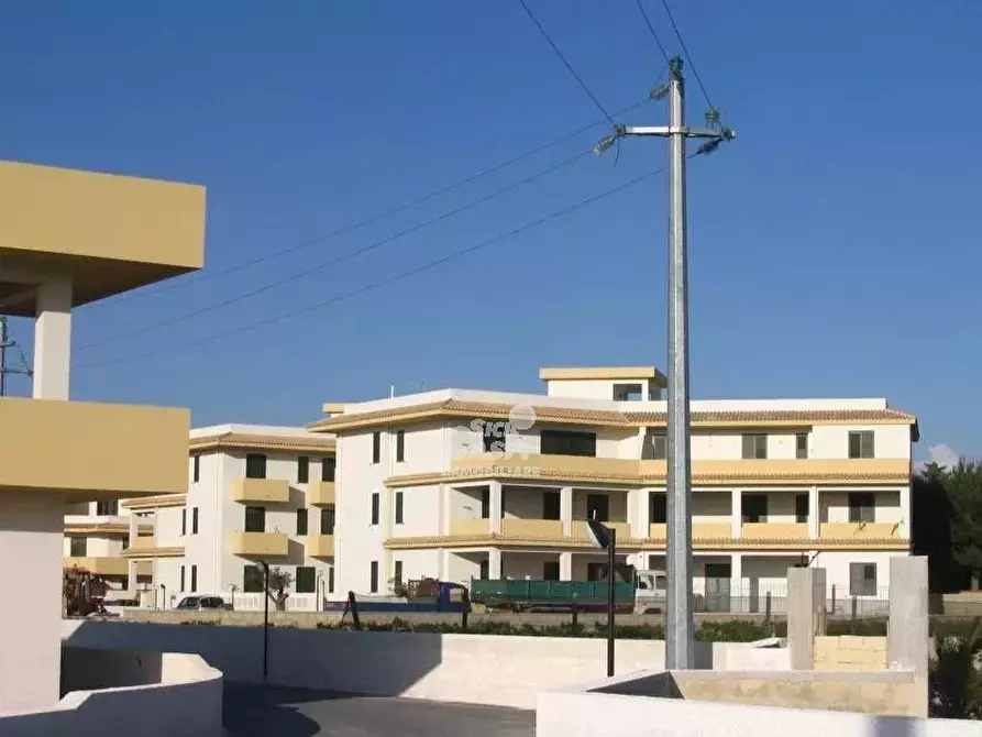 Immagine 25 di Casa trifamiliare in vendita  a Marsala