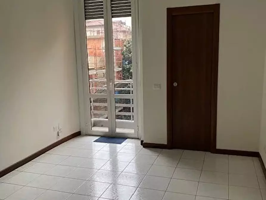 Immagine 3 di Casa trifamiliare in affitto  a Milano