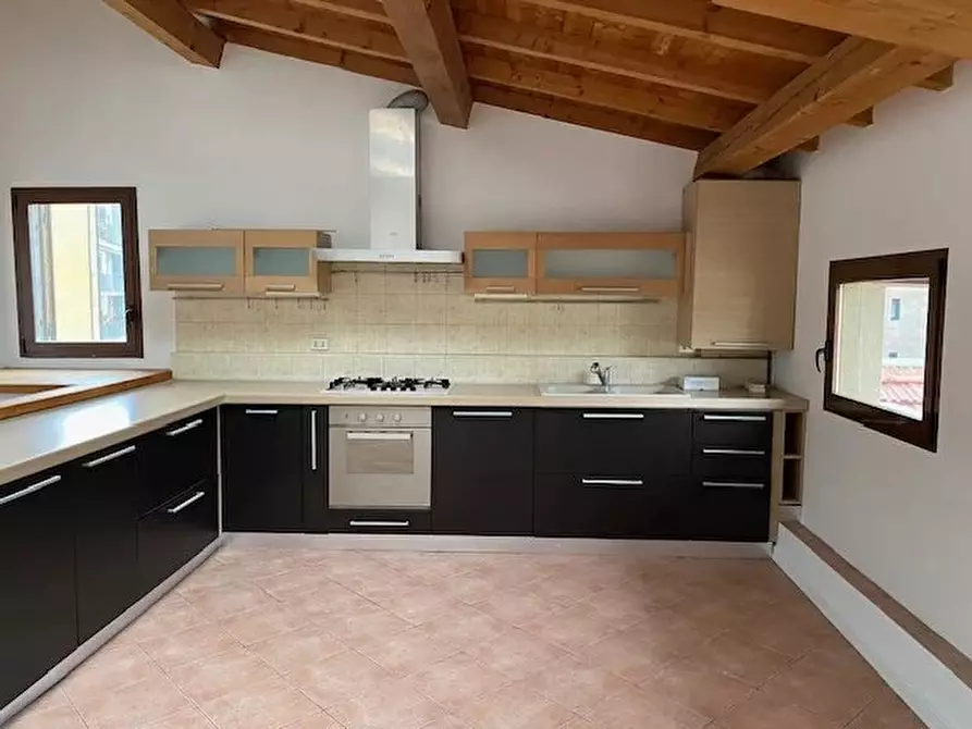 Immagine 2 di Casa trifamiliare in affitto  in Via Bernardo Rucellai a Milano