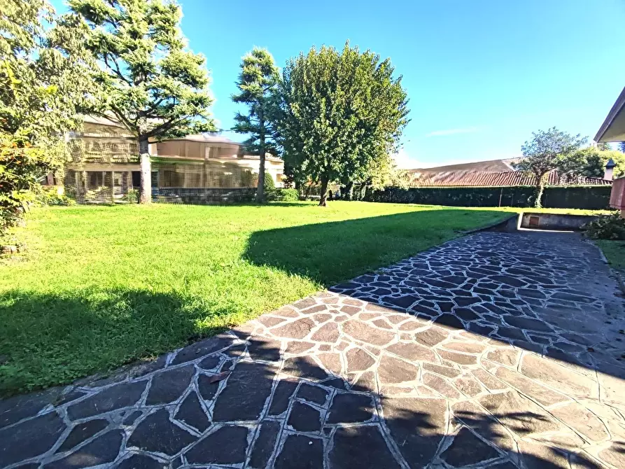 Immagine 4 di Terreno edificabile in vendita  a Vazzola