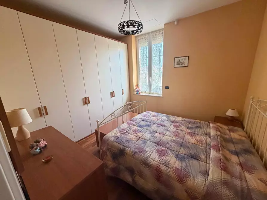 Immagine 10 di Casa trifamiliare in vendita  in Corso Genova, 86 a Ventimiglia