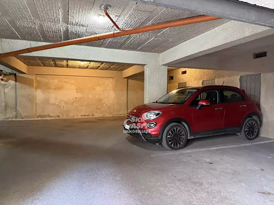 Immagine 21 di Casa trifamiliare in vendita  a Marsala