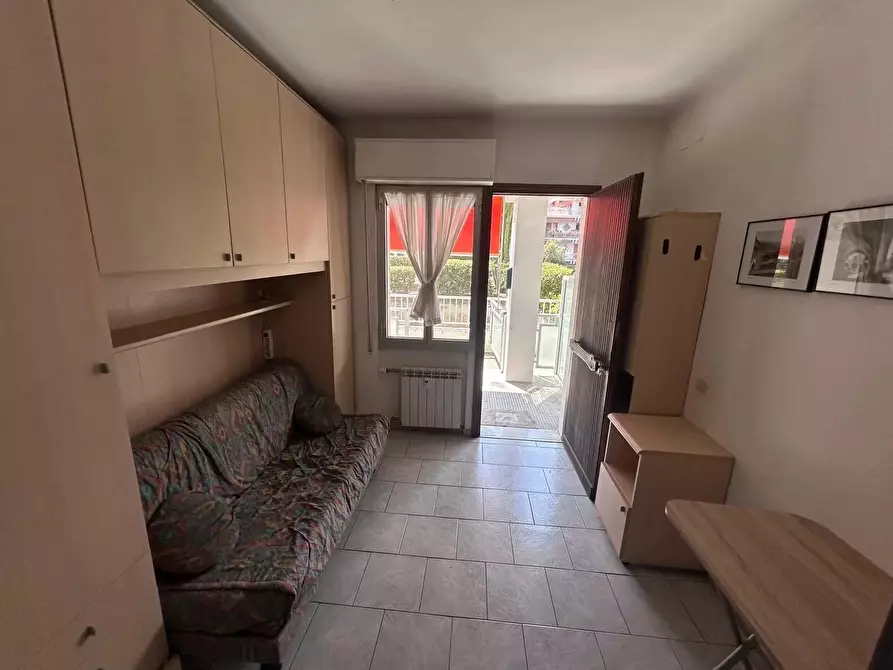 Immagine 11 di Casa trifamiliare in vendita  a Ventimiglia