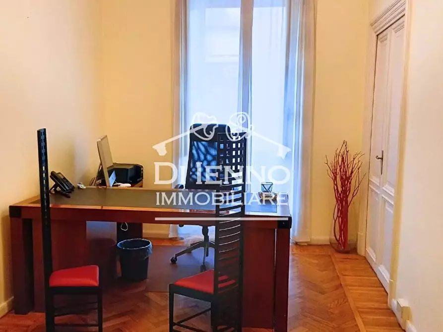 Immagine 3 di Castello in affitto  in Via Arno a Roma