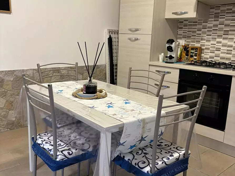 Immagine 5 di Casa trifamiliare in vendita  a Nettuno