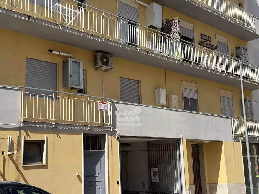 Immagine 36 di Casa trifamiliare in vendita  in PIAZZA MARCONI 41 MARSALA a Marsala