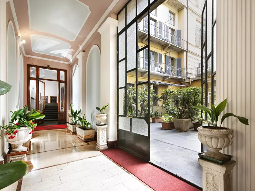 Immagine 10 di Casa trifamiliare in vendita  in Via Paolo Sacchi, 16 a Torino