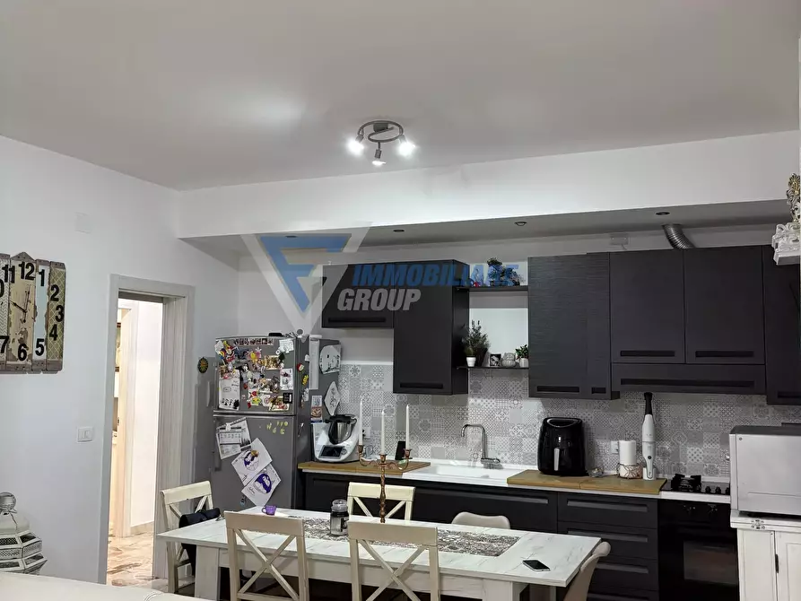 Immagine 3 di Casa trifamiliare in vendita  in via sicilia a Siracusa