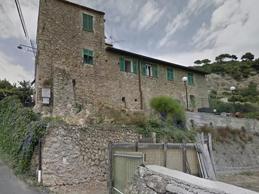 Immagine 20 di Casa trifamiliare in vendita  a Ventimiglia
