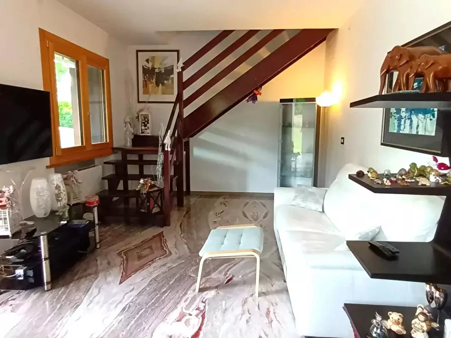 Immagine 25 di Terreno edificabile in vendita  a Refrontolo