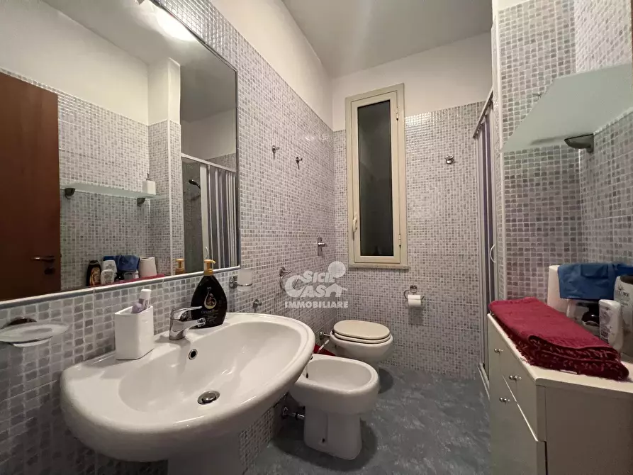 Immagine 5 di Casa trifamiliare in vendita  a Marsala