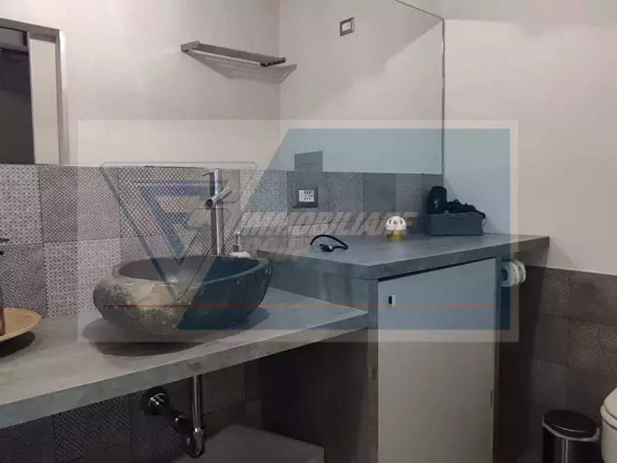 Immagine 11 di Casa trifamiliare in vendita  in Via Cavour a Siracusa