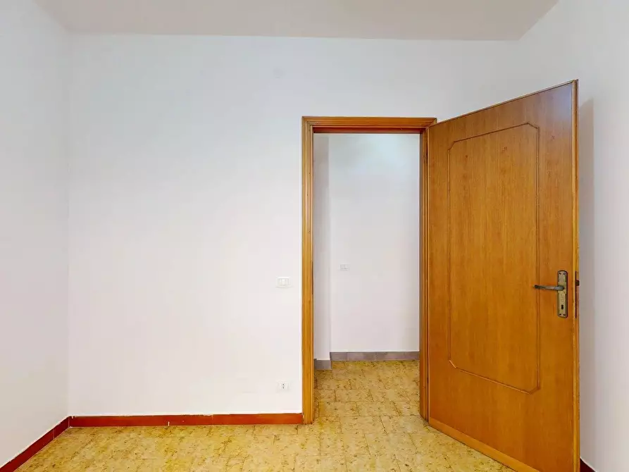 Immagine 18 di Casa trifamiliare in vendita  in Largo Sgorini, 7 a Toirano