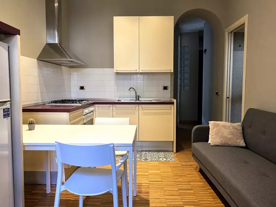 Immagine 2 di Casa trifamiliare in affitto  in VIA PONTIDA, 4. a Milano