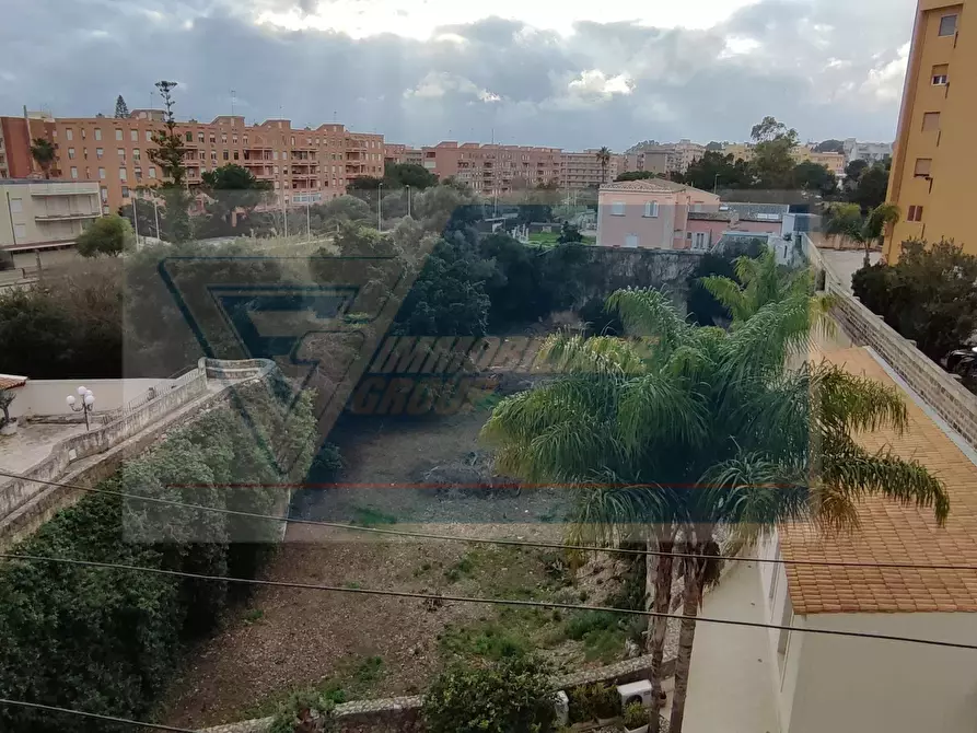 Immagine 29 di Casa trifamiliare in vendita  in PIAZZALE MEDAGLIA D'ORO SIRACUSA a Siracusa