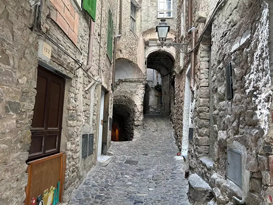 Immagine 14 di Casa trifamiliare in vendita  in Via Martiri della Liberta, 124 a Apricale