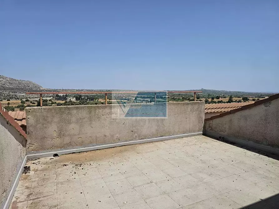 Immagine 19 di Casa trifamiliare in vendita  in Via del Gelsomino a Floridia