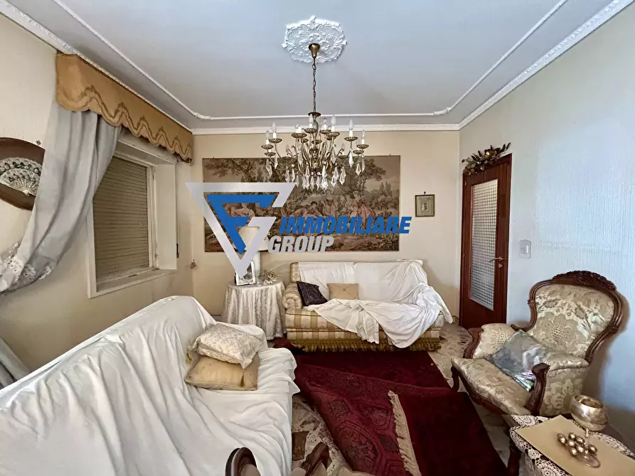Immagine 2 di Casa trifamiliare in vendita  in Viale Tica a Siracusa