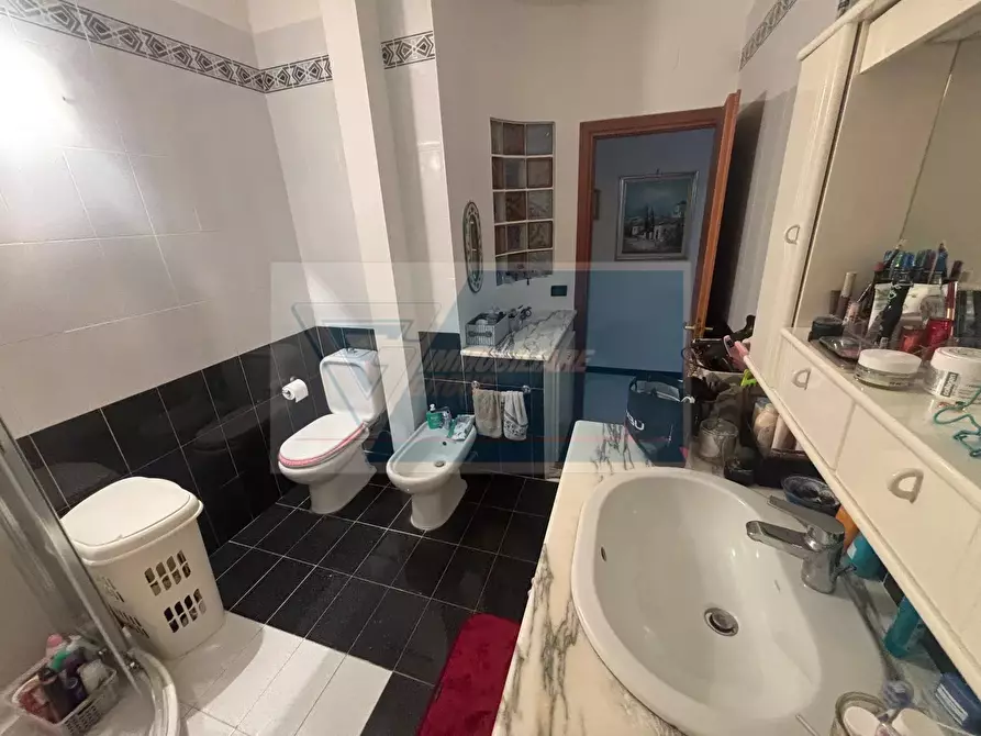 Immagine 19 di Casa trifamiliare in vendita  in Via Monti Nebrodi a Siracusa