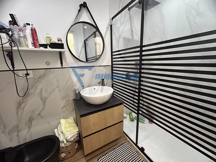 Immagine 10 di Casa trifamiliare in vendita  in Viale Santa Panagia a Siracusa