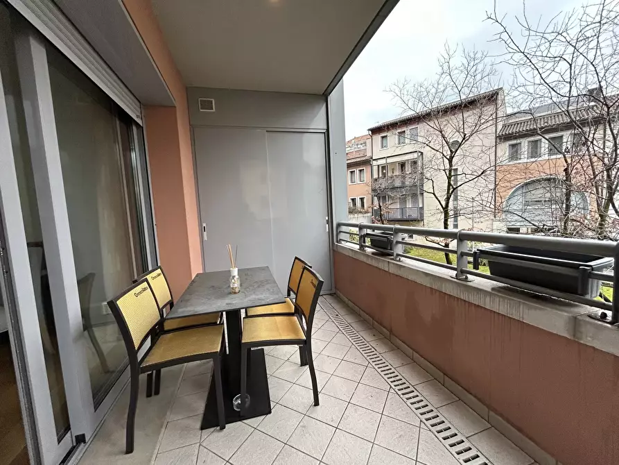 Immagine 10 di Casa trifamiliare in vendita  a Conegliano