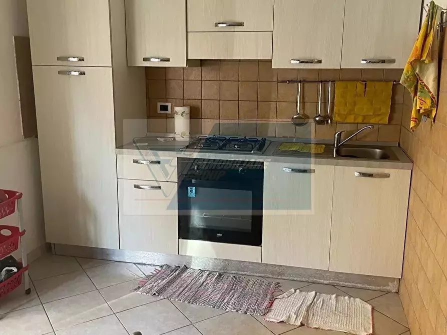 Immagine 3 di Casa trifamiliare in vendita  in Via Milano a Buccheri