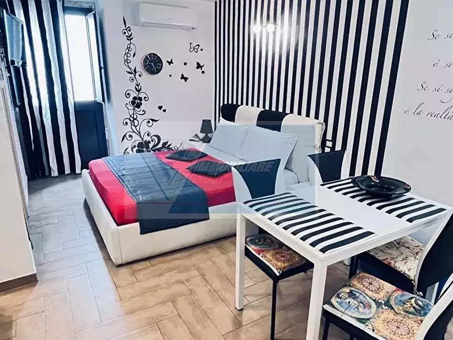 Immagine 35 di Monolocale in vendita  in Via Resalibera a Siracusa