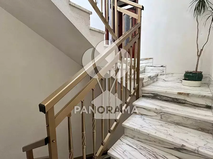 Immagine 18 di Casa trifamiliare in vendita  in Via Francesco Laurana a Alcamo