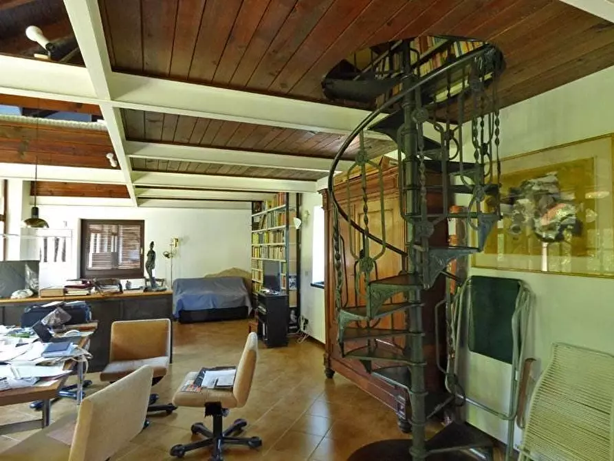 Immagine 15 di Terreno edificabile in vendita  a Barolo