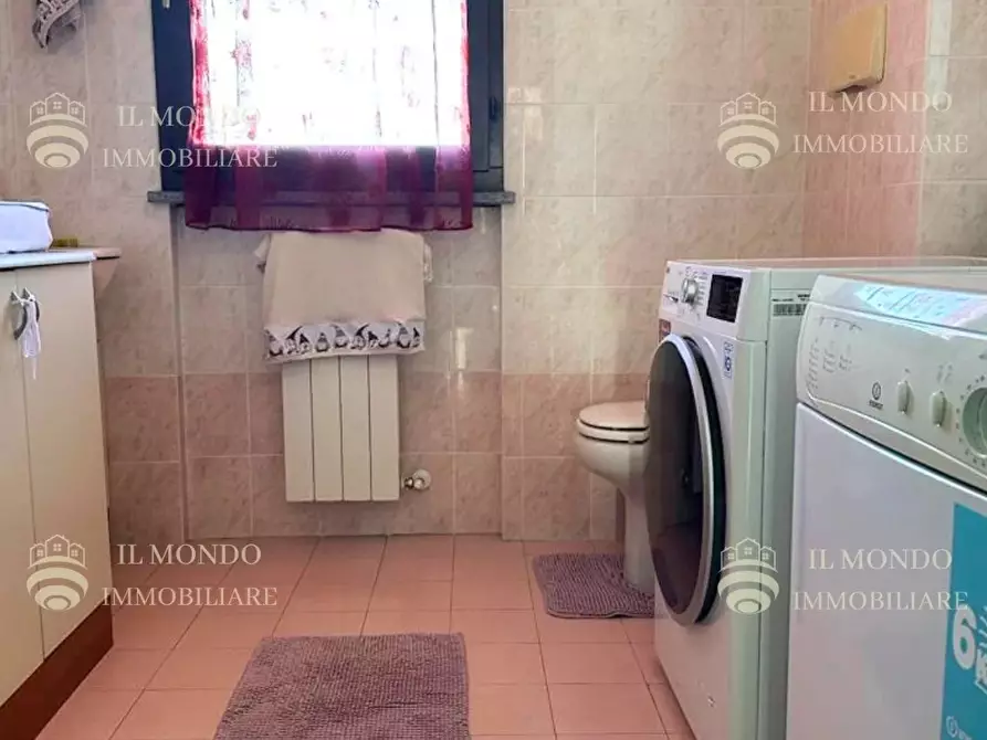 Immagine 26 di Casa trifamiliare in vendita  in Via Cutoli, 3. a Cerro Al Lambro