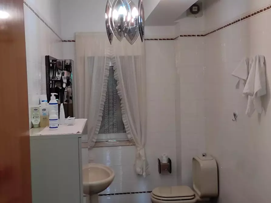 Immagine 13 di Casa trifamiliare in vendita  a Messina