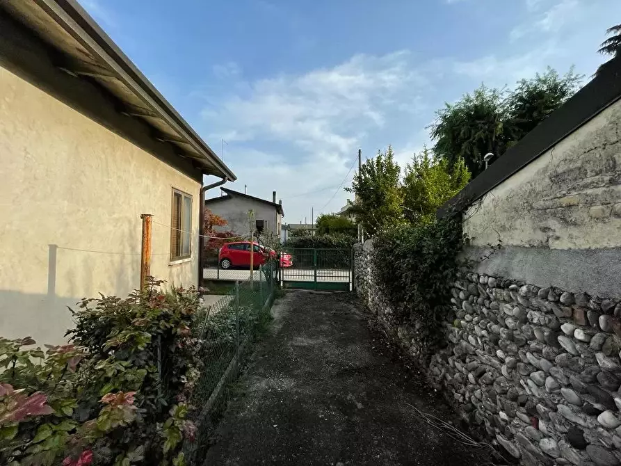 Immagine 9 di Terreno edificabile in vendita  a Spresiano