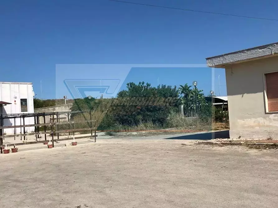 Immagine 1 di Casa trifamiliare in vendita  a Siracusa