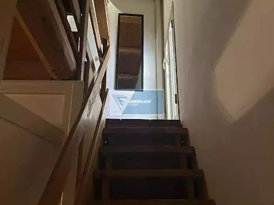 Immagine 13 di Casa trifamiliare in affitto  in Piazza Taranto a Noto