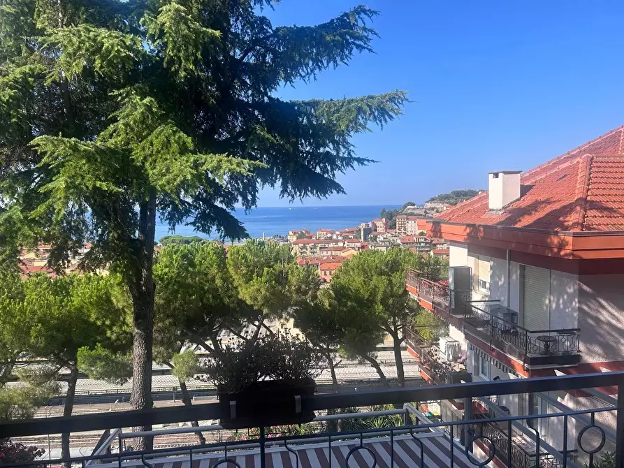 casa indipendente in vendita a Ventimiglia