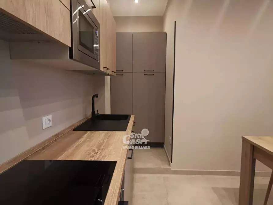 Immagine 15 di Casa trifamiliare in affitto  a Marsala
