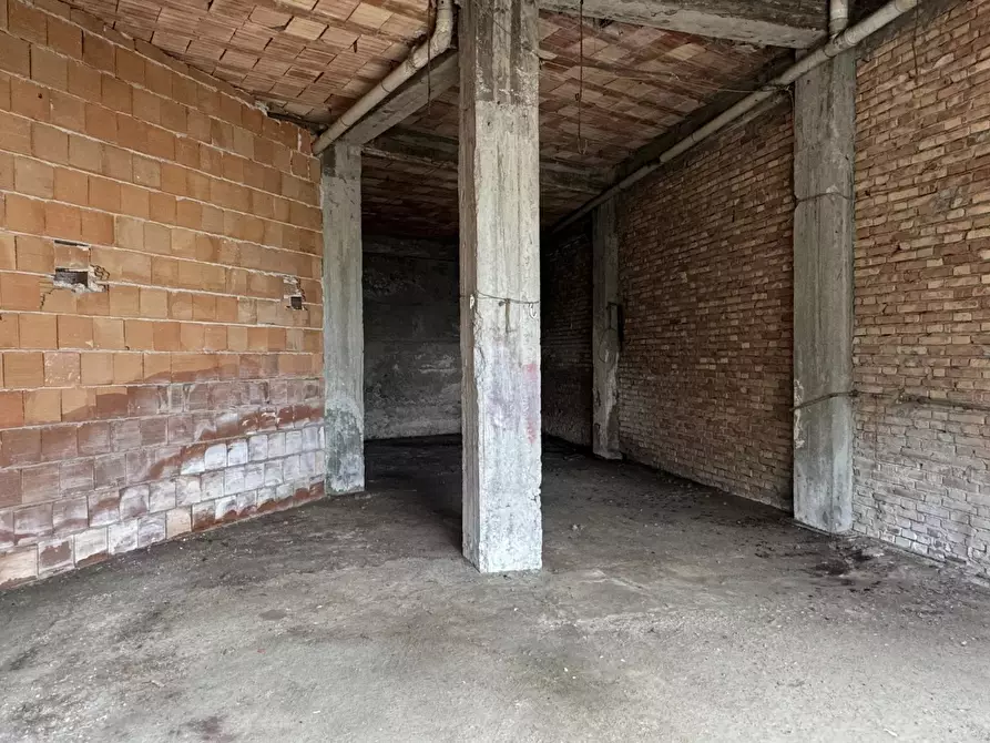 Immagine 4 di Casa bifamiliare in vendita  in Via degli Stadi, 102 a Cosenza