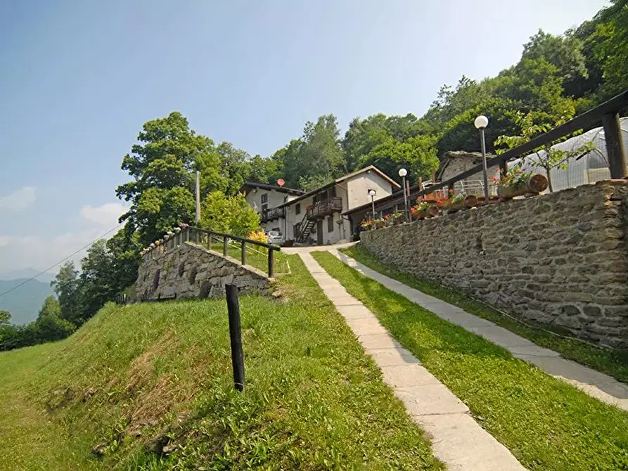 Immagine 1 di Terreno edificabile in vendita  a Bellino