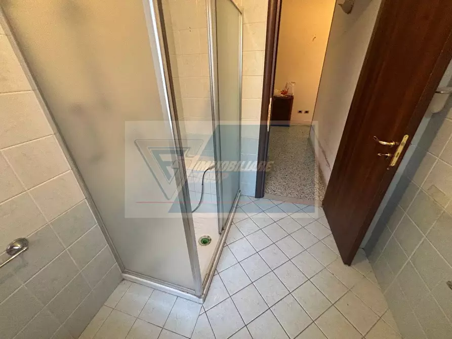 Immagine 10 di Casa trifamiliare in vendita  in Via Simeto a Siracusa