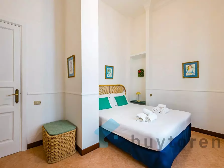 Immagine 22 di Casa trifamiliare in vendita  in Piazzetta Rosario di Palazzo, 10. a Napoli