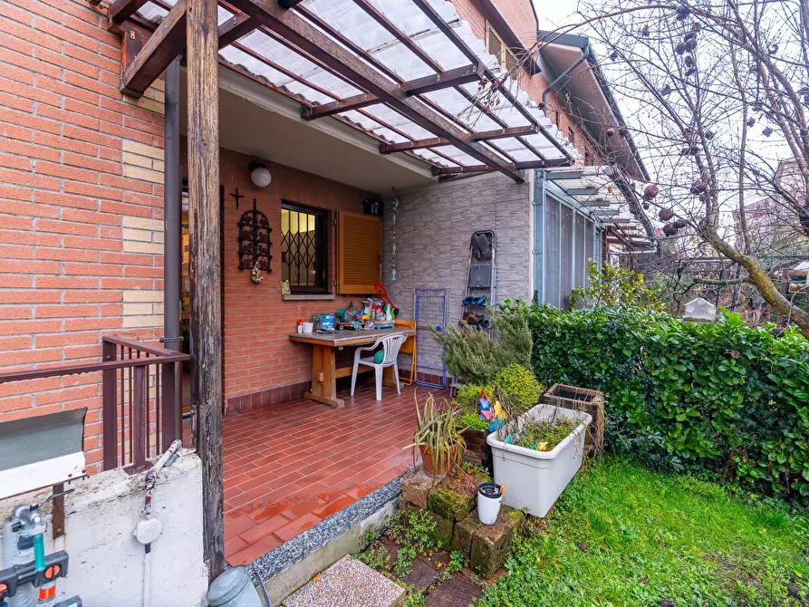 Immagine 56 di Terreno edificabile in vendita  in Via Volturno a Buccinasco