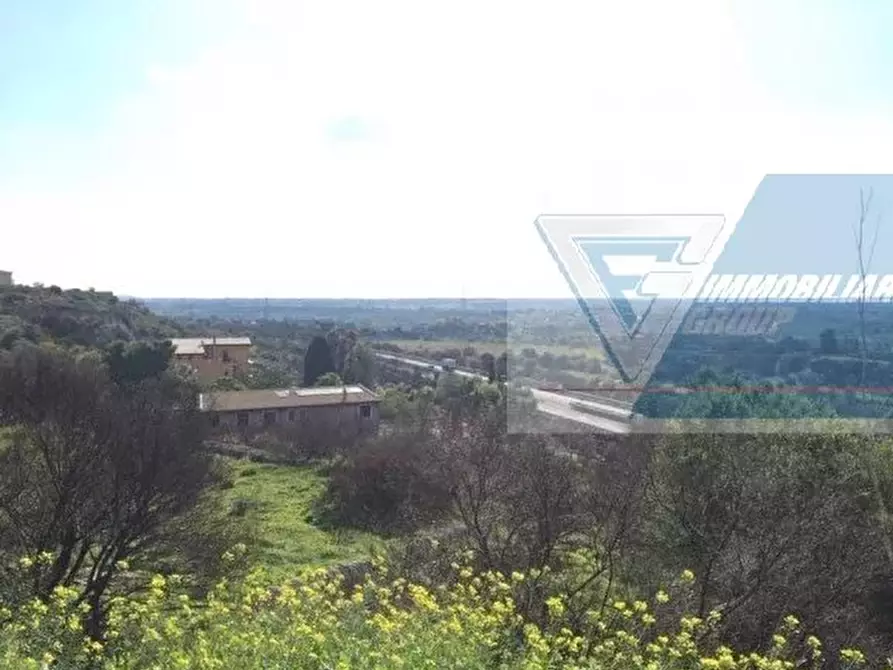 Immagine 2 di Terreno in vendita  a Siracusa