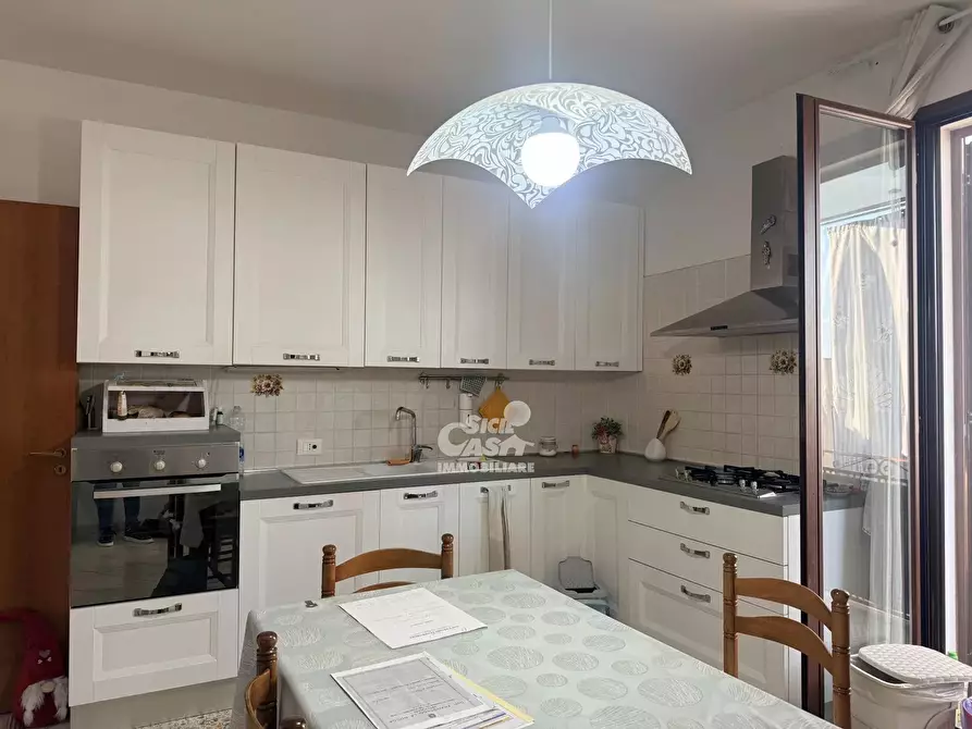 Immagine 2 di Casa trifamiliare in vendita  a Marsala