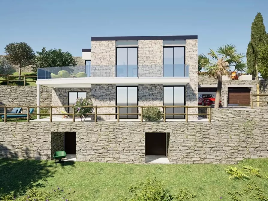 Immagine 2 di Terreno edificabile in vendita  a San Remo