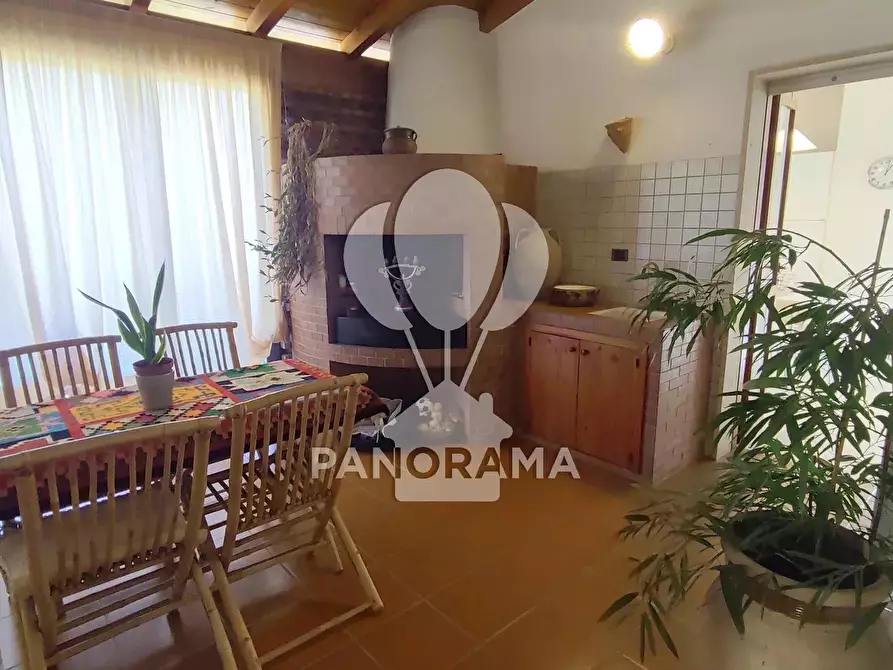 Immagine 45 di Casa trifamiliare in vendita  in Via Florio a Alcamo