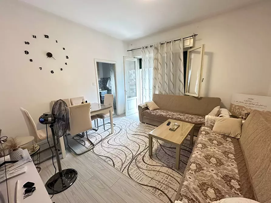 Immagine 2 di Casa trifamiliare in vendita  a Conegliano