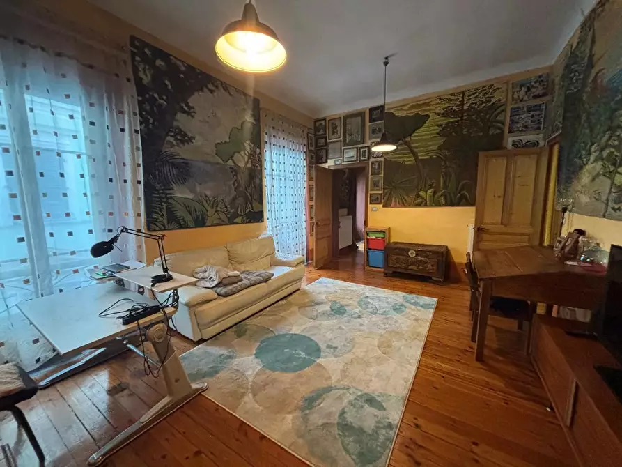 Immagine 2 di Casa trifamiliare in vendita  in Via Garibaldi, 18 a Ventimiglia