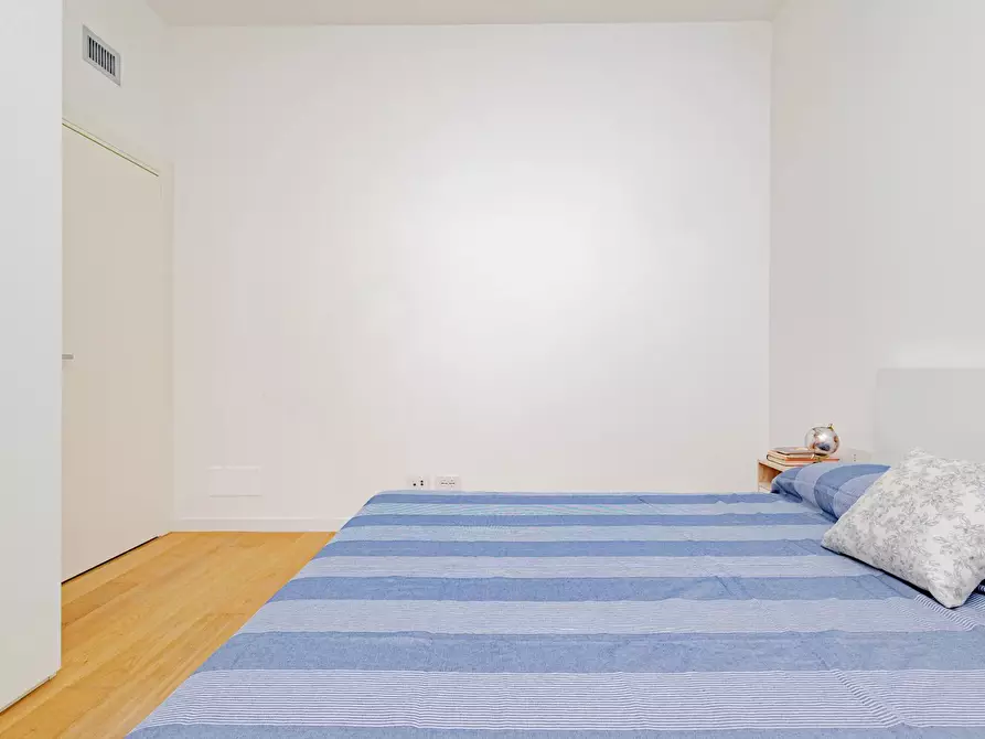 Immagine 22 di Casa trifamiliare in affitto  in VIA ERRICO PETRELLA, 4. a Milano