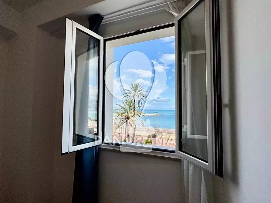 Immagine 9 di Casa trifamiliare in vendita  in Via Palermo, 8 a Balestrate